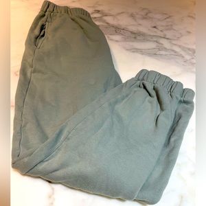 Brandy Melville Rosa Sweatpants